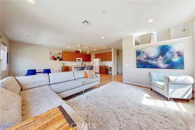 3401 Kings Canyon Drive photo 4