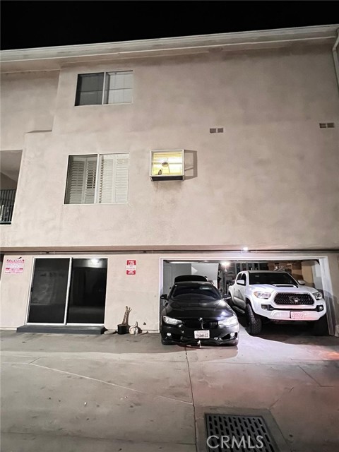 8840 Burnet Avenue, 5 photo 2
