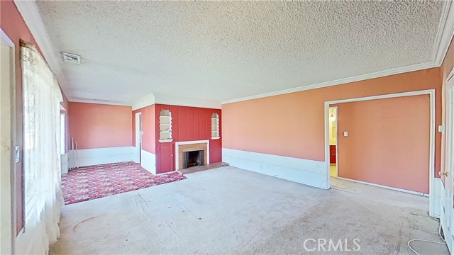 1622 Riverside Drive photo 2