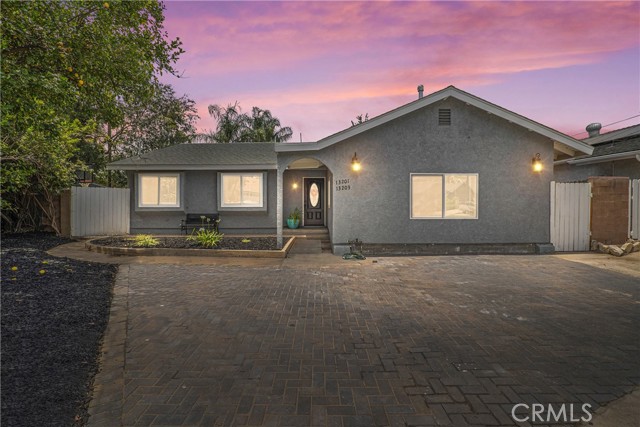 13201 De Foe Avenue photo 3