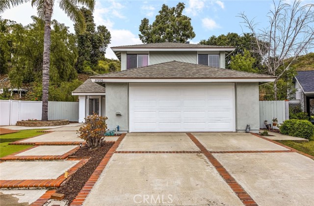 27206 Valleymont Rd, Lake Forest, CA 92630