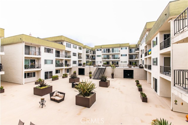 1600 Ardmore Avenue, Hermosa Beach, California 90254, 1 Bedroom Bedrooms, ,Residential,Sold,Ardmore,SR22136134