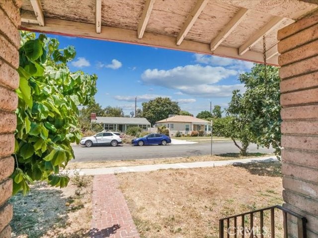 1006 North Orchard Drive photo 2