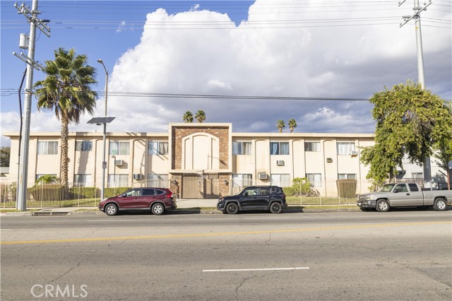 12755 Vanowen Street photo 2