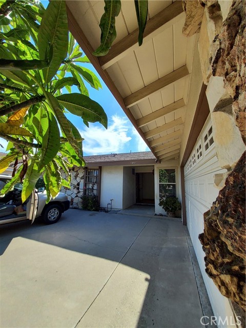 1491 Wolverton Avenue photo 5