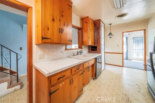 7250 Rubio Avenue photo 7