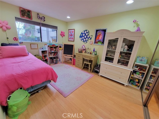 5003 Tilden Avenue, 106 photo 5