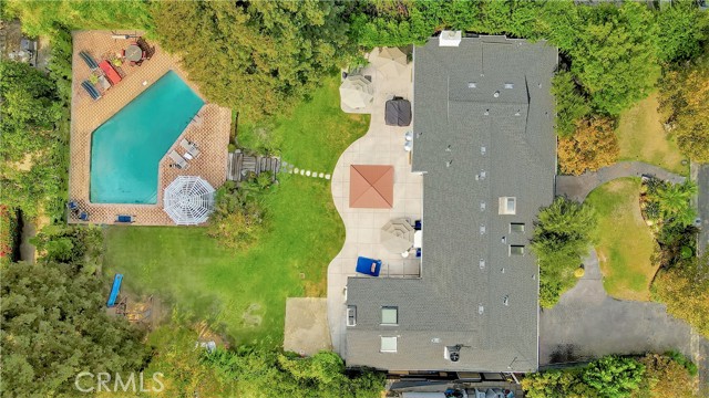 20442 Lander Drive photo 2