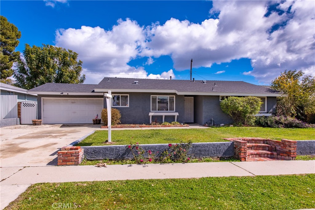 2316 Heather Street, Simi Valley, CA 93065