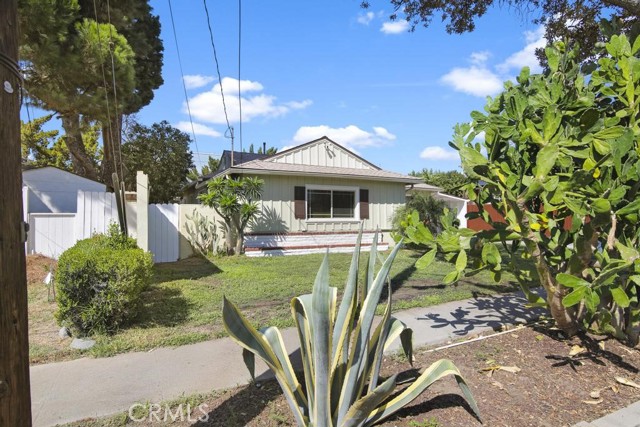 12209 Vose Street photo 4