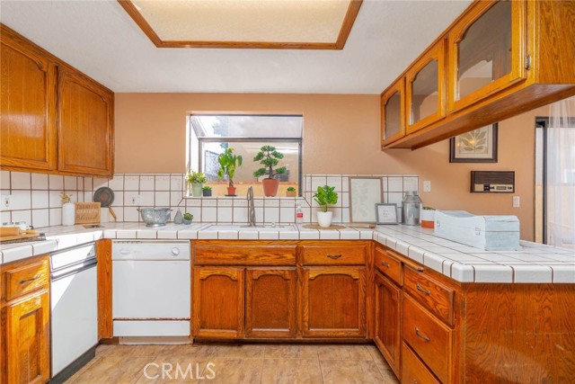 2302 Voorhees Avenue, Redondo Beach, California 90278, 3 Bedrooms Bedrooms, ,3 BathroomsBathrooms,Residential,Sold,Voorhees,SR22226468