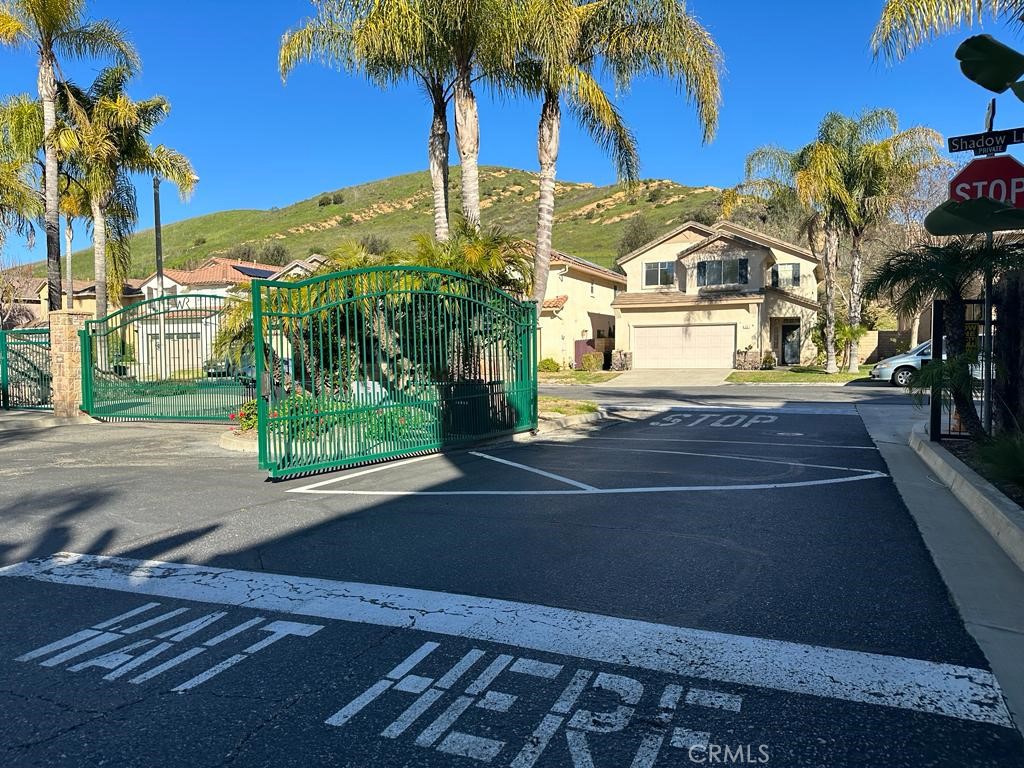 517 Shadow Lane, Simi Valley, CA 93065