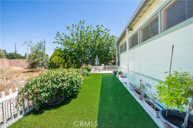 8811 Canoga Avenue, 232 photo 2
