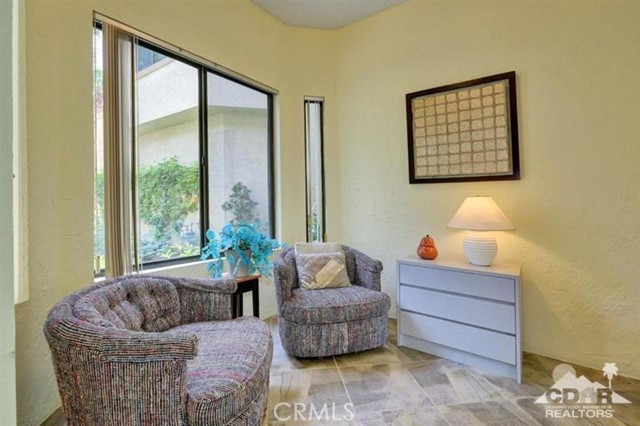 Detail Gallery Image 8 of 16 For 55435 Tanglewood, La Quinta,  CA 92253 - 2 Beds | 2/1 Baths