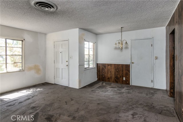 17905 Bullock Street photo 4