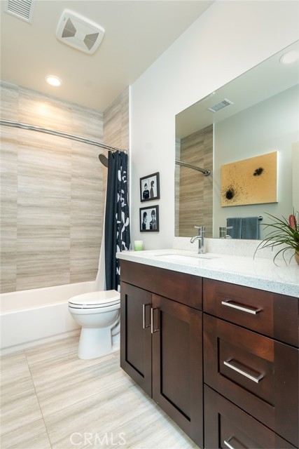 62f1ae37 E767 4010 9d91 4d92dfa853b3