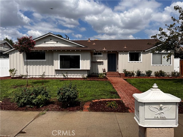 16327 Parthenia Street photo 1