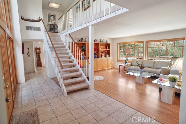19530 Pine Valley Avenue photo 5