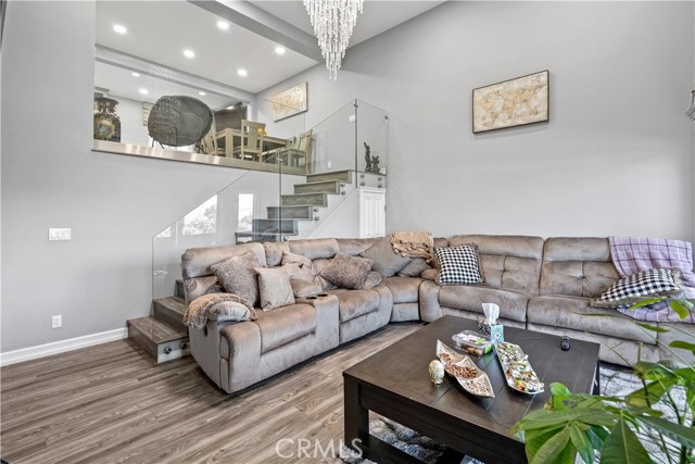 10480 Sunland Boulevard, 22 photo 4