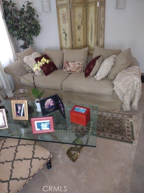 Image 2 of 12 For 1516 Carmona Avenue