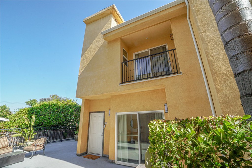 5521 Kester Avenue 7, Sherman Oaks, CA 91411