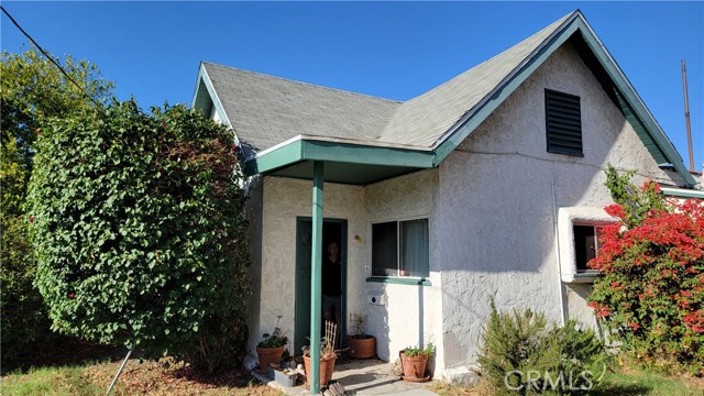 Detail Gallery Image 1 of 1 For 7500 Radford Ave, North Hollywood,  CA 91605 - 3 Beds | 1 Baths