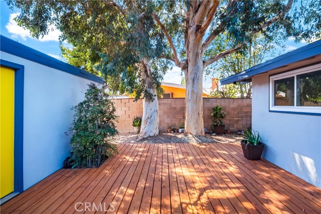 20703 Haynes Street photo 7