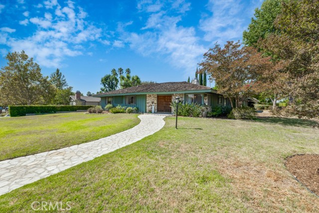 10141 Calvin Avenue photo 1