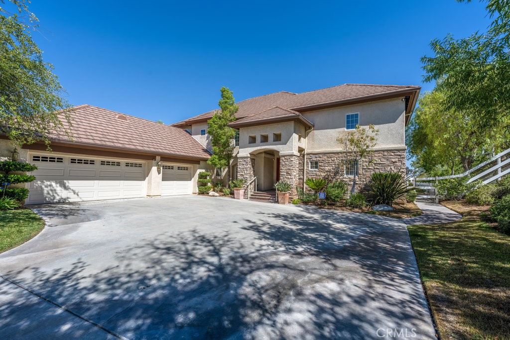 15425 Live Oak Springs Canyon Road, Canyon Country, CA 91387