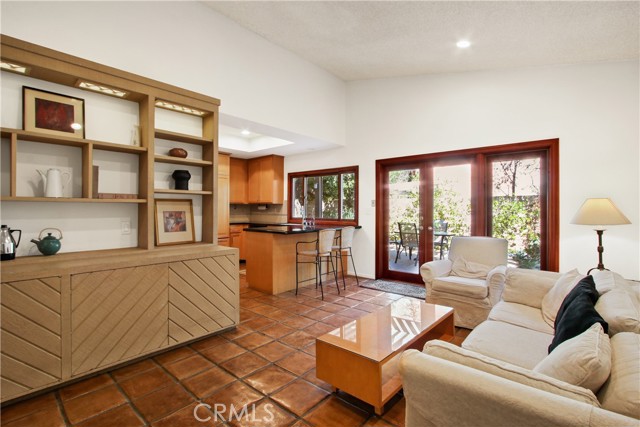 7659 Maestro Avenue photo 4
