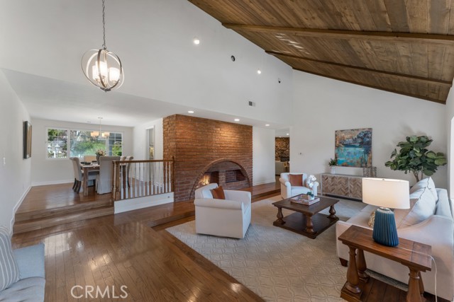 2336 Magda Circle photo 6