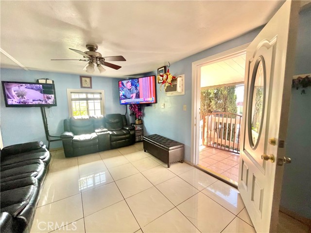 12401 Filmore Street, 541 photo 4