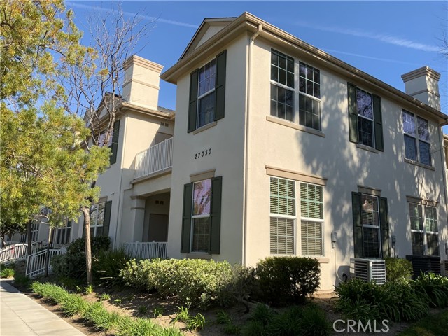 Photo of 27030 Victoria Lane #74, Valencia, CA 91355