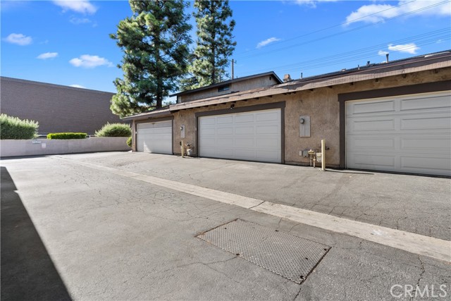 20516 Roscoe Boulevard, B photo 5