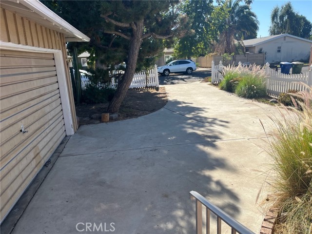 18015 Welby Way photo 3
