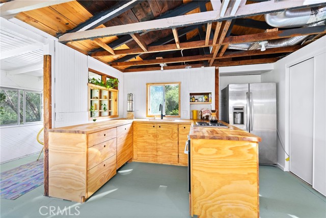 1061 GASTON Road photo 1
