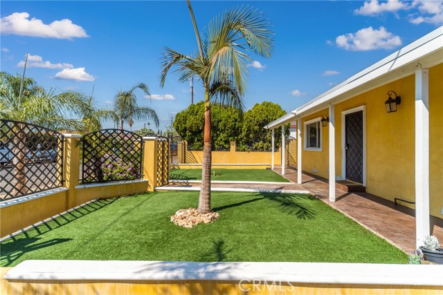 11118 De Garmo Avenue photo 5