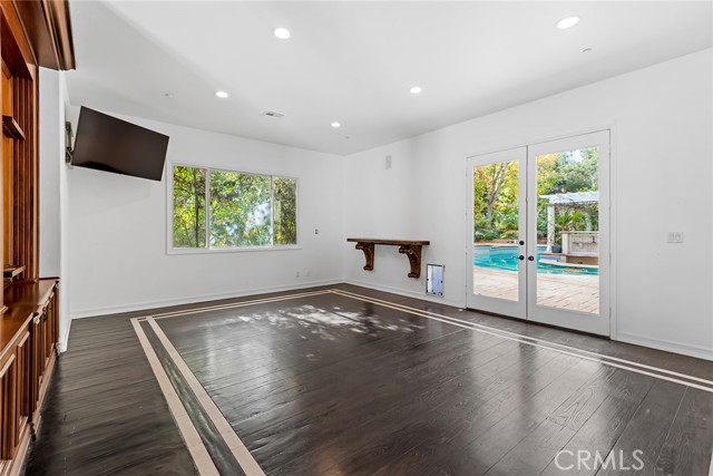 Detail Gallery Image 14 of 46 For 4261 Temma Ct, Calabasas,  CA 91302 - 8 Beds | 8/1 Baths