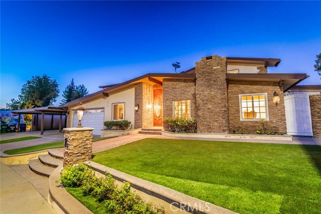 Photo of 21633 Cezanne Place, Woodland Hills, CA 91364