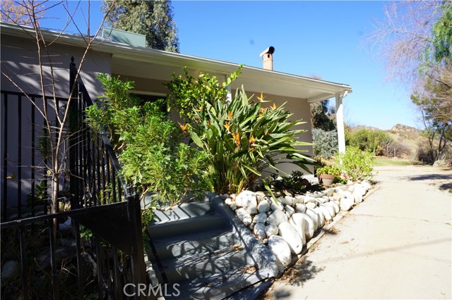 3 Bed Home for Sale in Val Verde, California