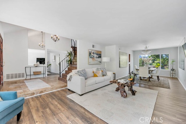 5913 Carell Avenue photo 4