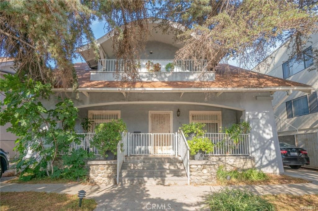 1820 N Berendo Street, Hollywood, CA 90027