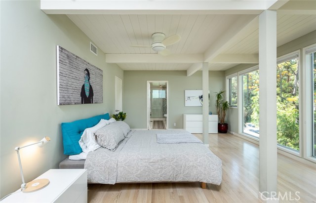 7150ff3b De8b 4a86 A002 6f289fc53aa9