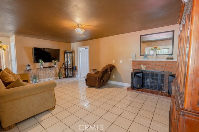 13166 Fernmont Street photo 8