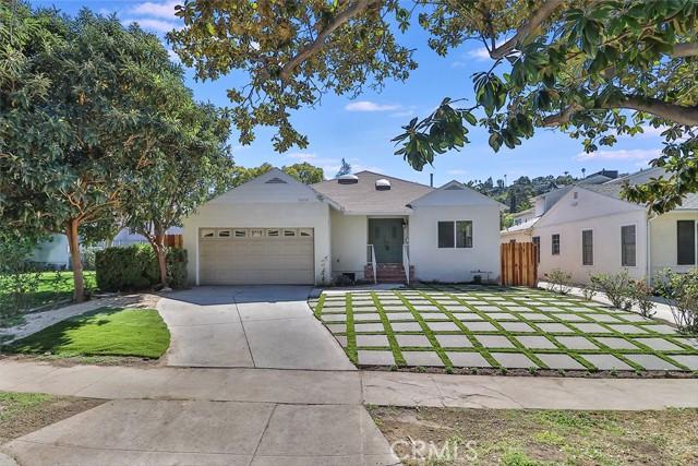 14434 Greenleaf Street Sherman Oaks, California Sherman Oaks home, completely remodeled + available FOR LEASE! Amenities include: main house has 4BR + 3.5BA, open floorplan + approx 2350 SQF; guest space offers additional 1BR + 1/2 bath - great for studio, office space + more (approx 250; primary residence has living room w/fireplace; dining area; upgraded kitchen w/center island, sparkling countertops + brand new stainless steel appliances (refrigerator, stove/oven, dishwasher + microwave all included); new wood laminate + ceramic tile flooring throughout; central heat + air; recessed lighting + dual pane windows; stacked washer + dryer hook-ups; backyard w/pool; gardener + pool service provided; 2 car garage + driveway for parking; pets considered w/owners approval + additional deposit.