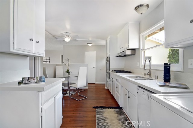 20531 Clark Street photo 6