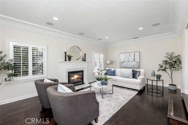 1748 North Avon Street photo 8