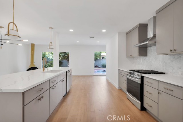 17201 Willard Street photo 7