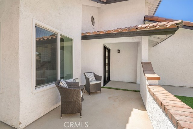 19700 Lull Street photo 5