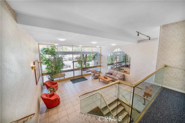 Image 3 for 4915 Tyrone Ave #210, Sherman Oaks, CA 91423